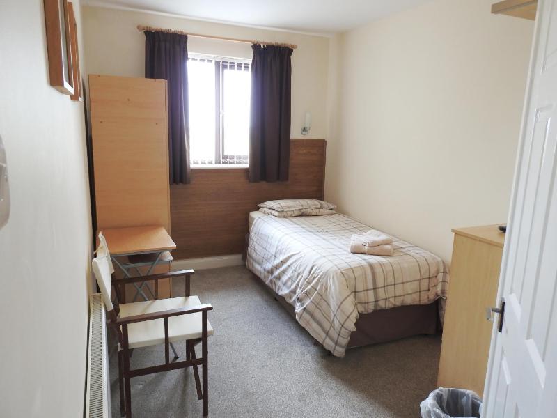Single Room image 1