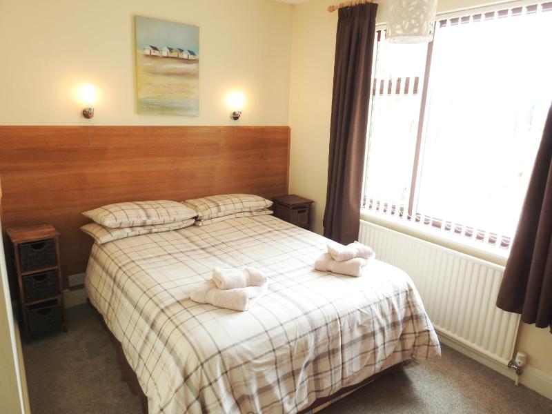 Double Room image 3