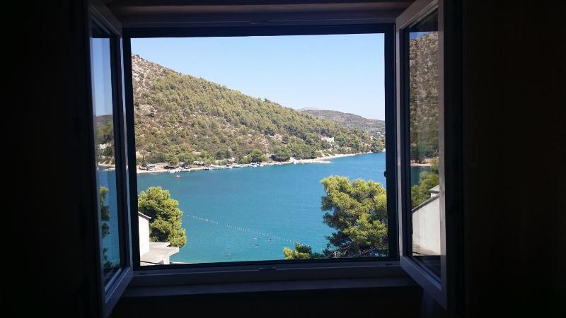 Apartment with Sea View image 4
