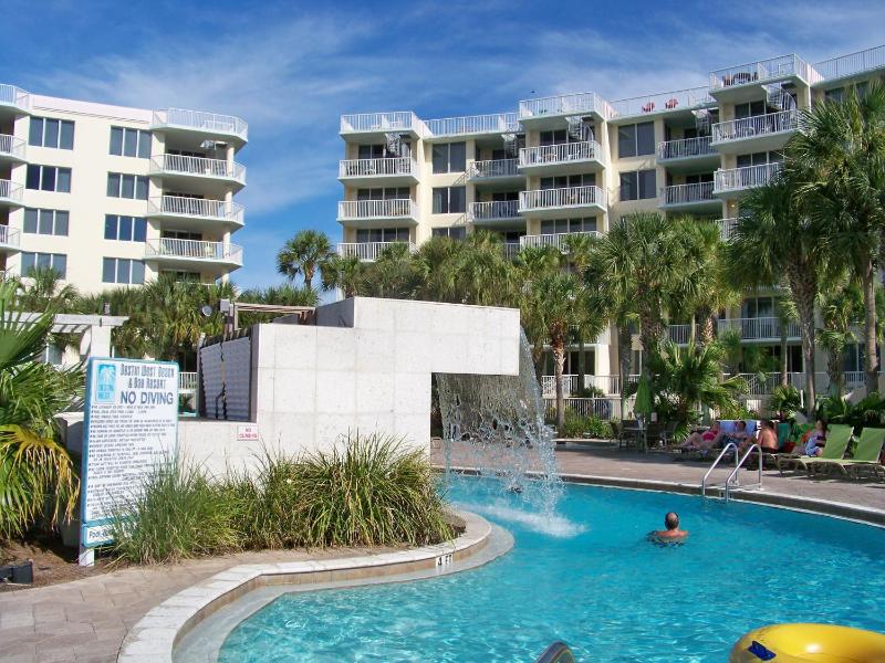 Destin West Sandpiper Bld 501 Bay side Condo - image 24