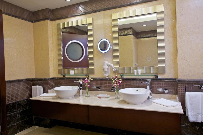 Royal Suite image 4