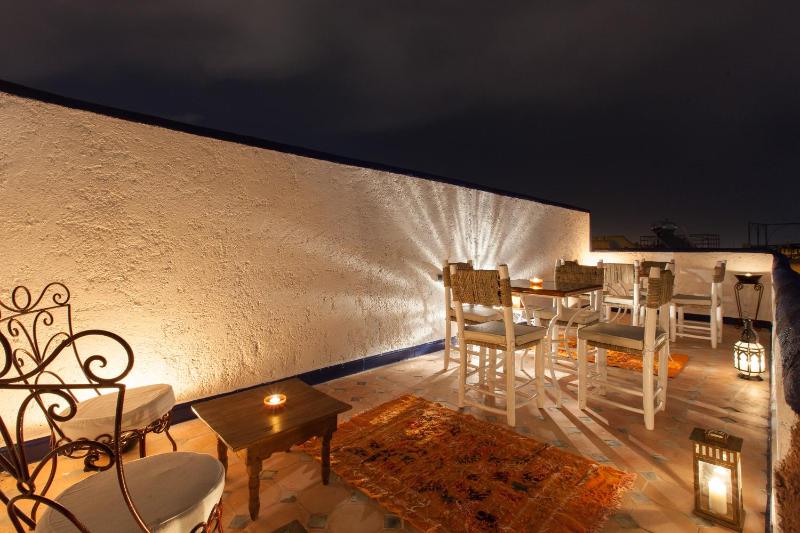 Riad Hna Ben Saleh - Traditional Guest House near Jemaa el-Fnaa Square - image 11