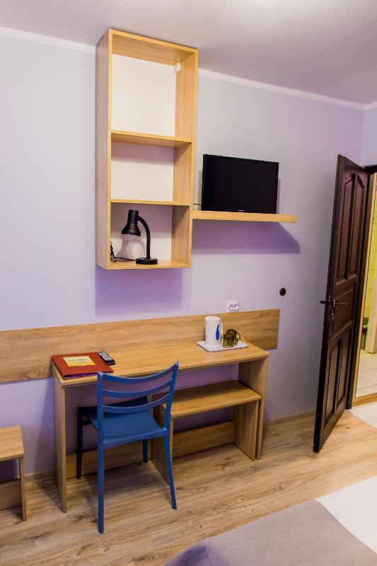 Double Room image 4