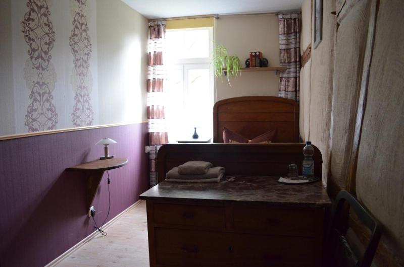 Single Room image 2