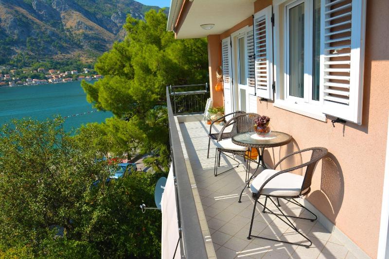 BMB Apartments Kotor - image 10