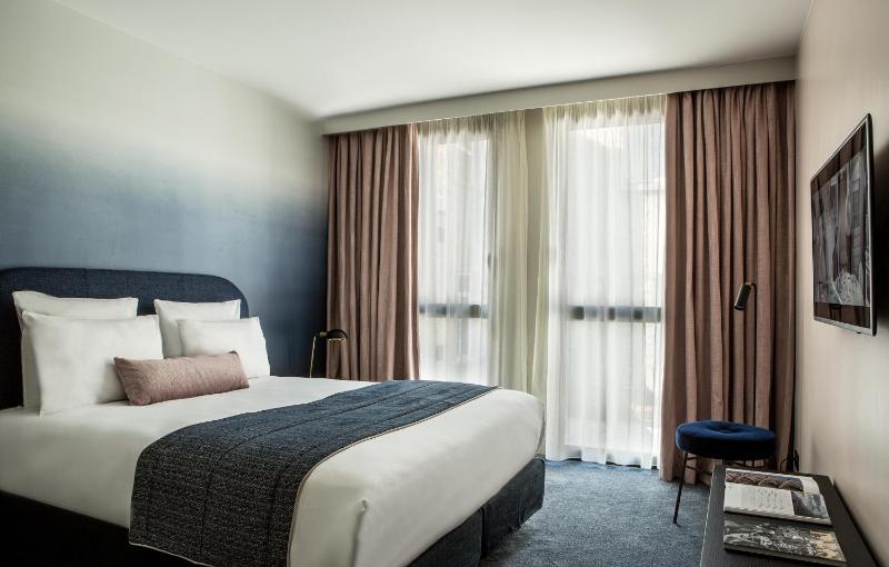 Superior Double or Twin Room image 2