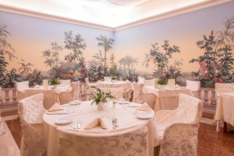 Grand Hotel Astoria - image 35