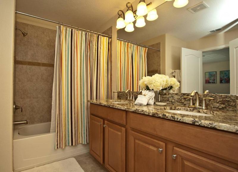 Four-Bedroom Apartment image 3