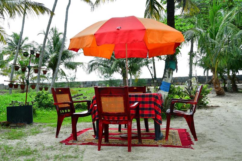 Royal Beach Abode - image 12