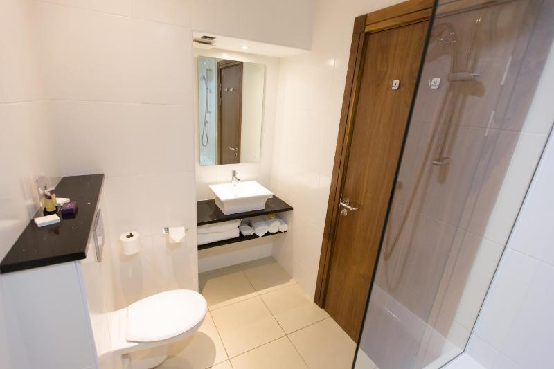 Executive Double Room image 4