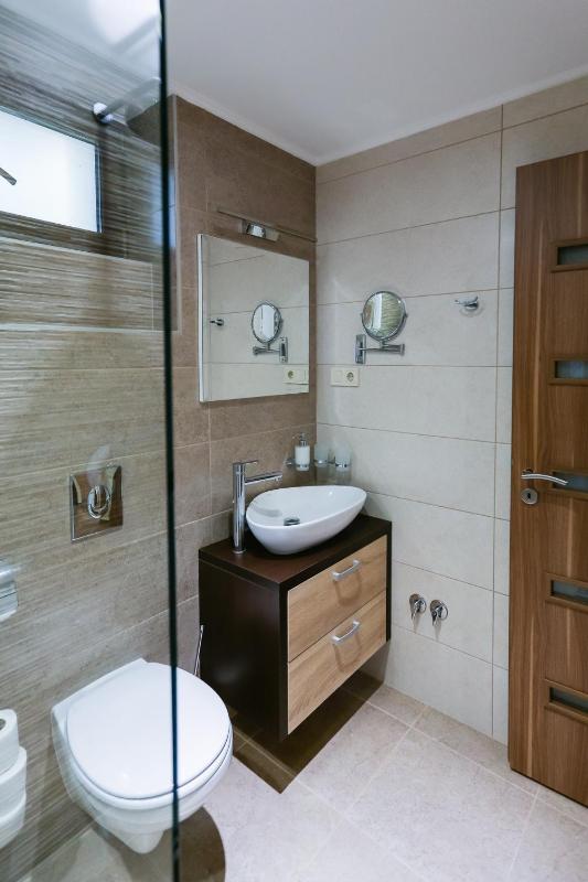 Apartment image 2
