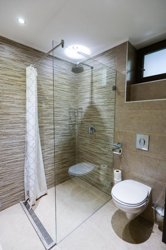 Apartment image 4