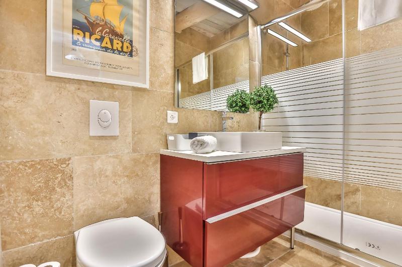 Apartment image 4
