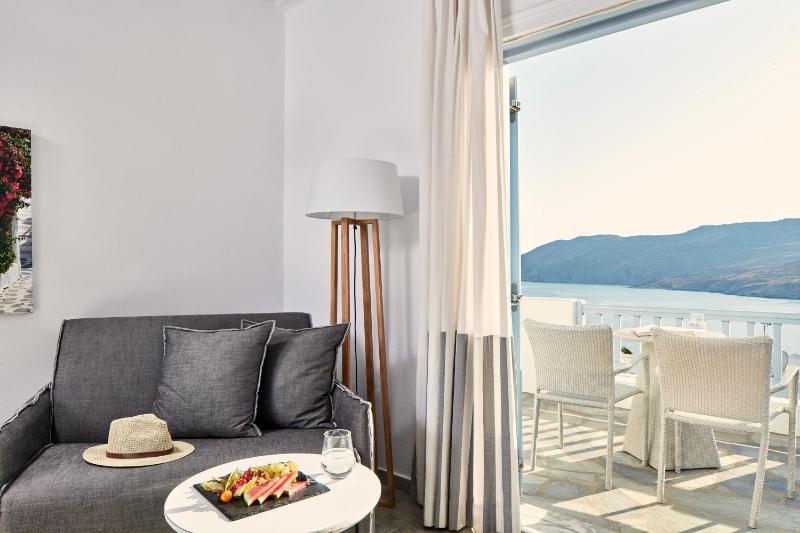 Premium Double or Twin Room with Sea View image 4