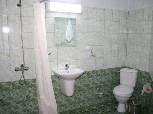 Standard Double Room with Balcony image 3