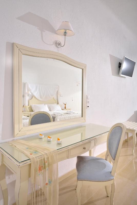 Superior Suite image 4