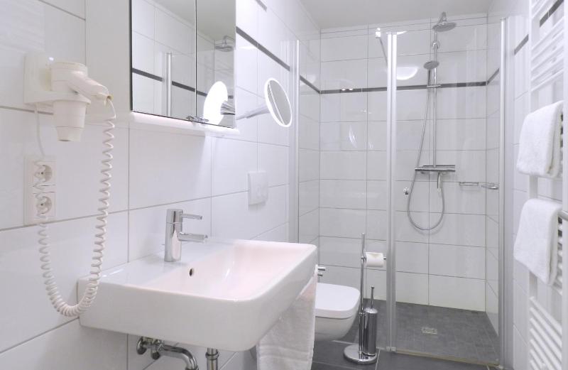 Apartment - Ground Floor (Street View) image 3