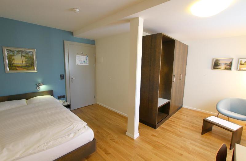 Superior Single Room image 3