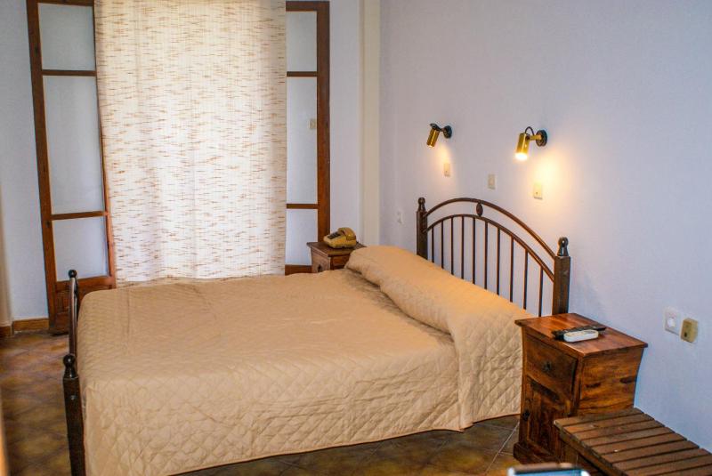 Double Room with Sea View image 3