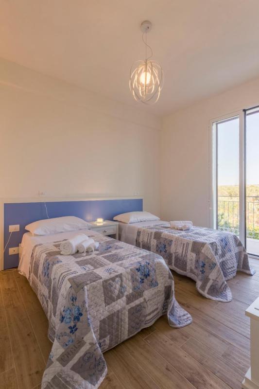 Double Room with Garden View image 2
