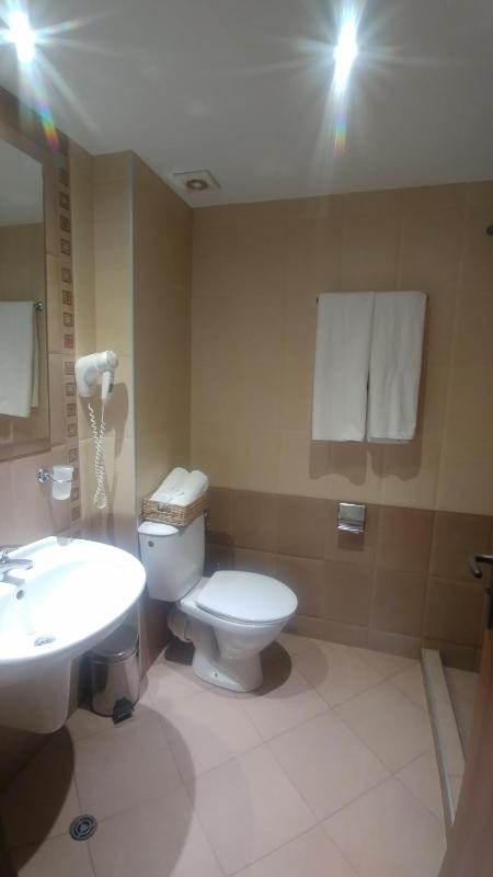 Triple Room with Terrace image 2