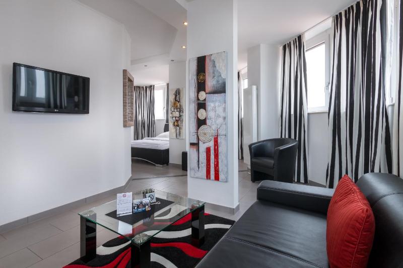 Junior Suite image 4