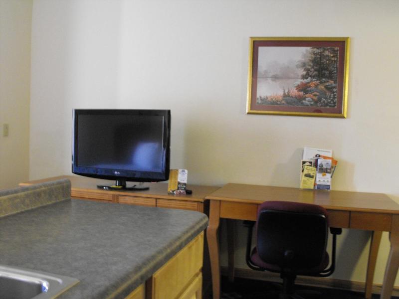 Double Room with Two Double Beds - Non-Smoking image 3