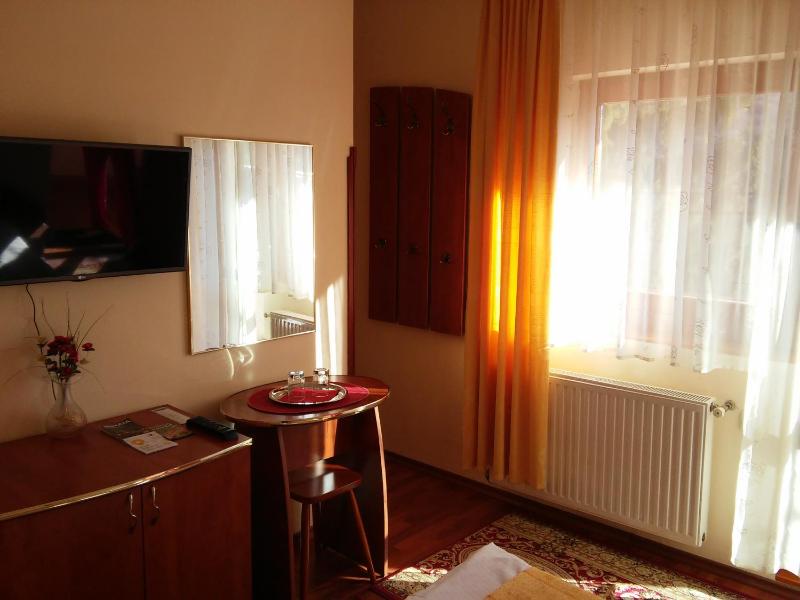 Double Room with Balcony image 4