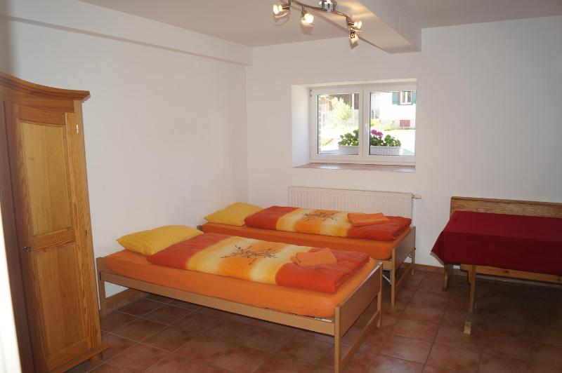 Small Studio image 1