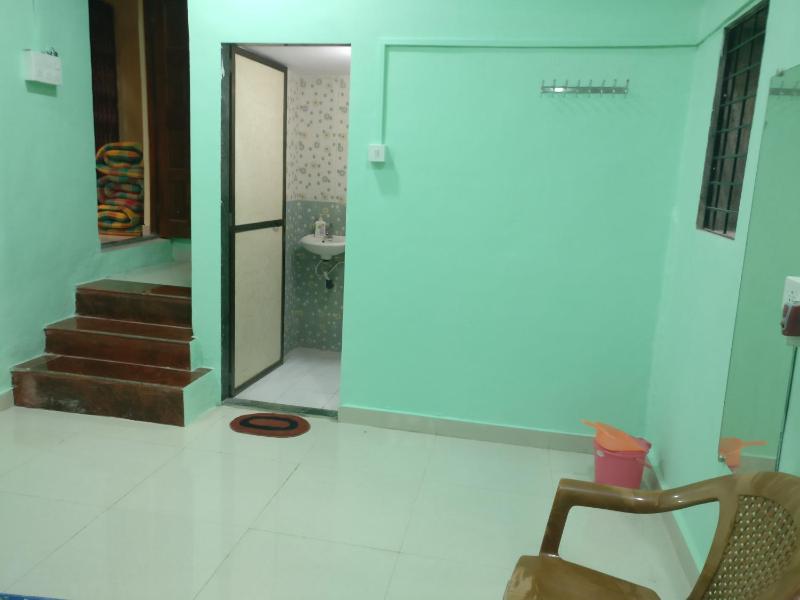 Krushna Kunj Holiday Home - image 11