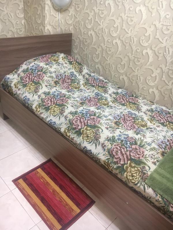 Economy Twin Room image 3