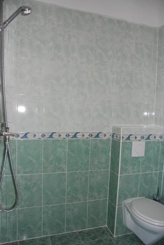 Triple Room with Private Bathroom image 2