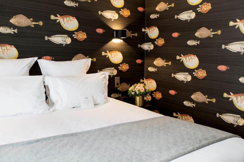 Elegance Double or Twin Room image 4
