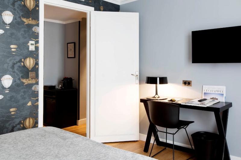 Elegance Double or Twin Room with Balcony image 3