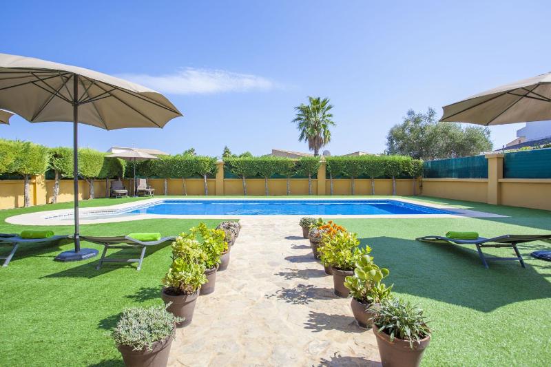 Villa image 2