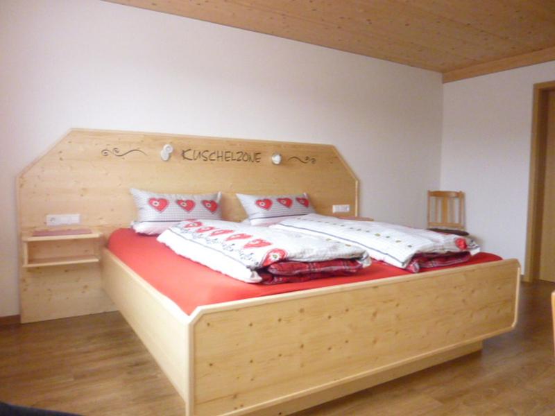Apartment image 3
