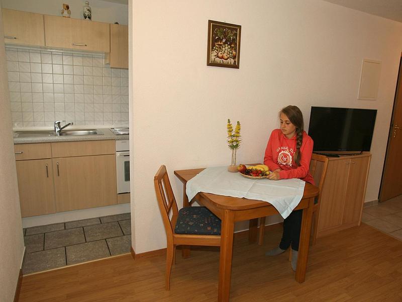 Apartment image 4