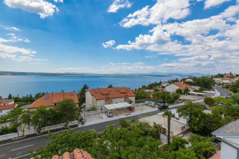 Studio with Sea View image 2