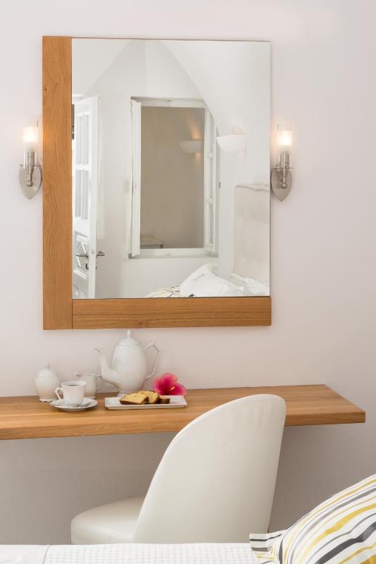 Senior Suite image 3