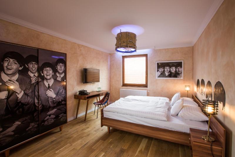 Standard Apartment image 3