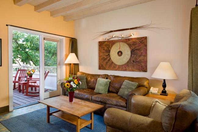 Fireplace Super Casita with King Bed image 3