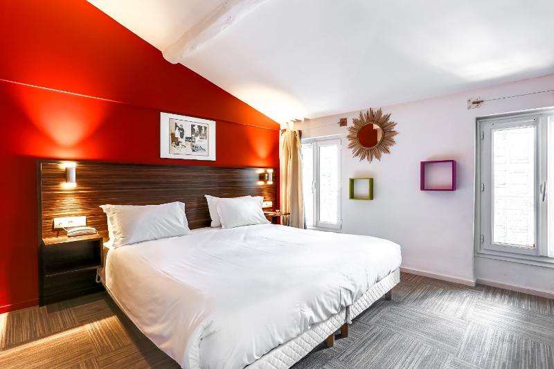 Privilege Room image 3