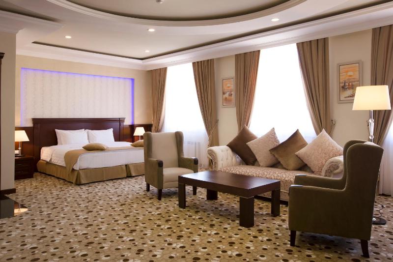 Superior Double or Twin Room image 1