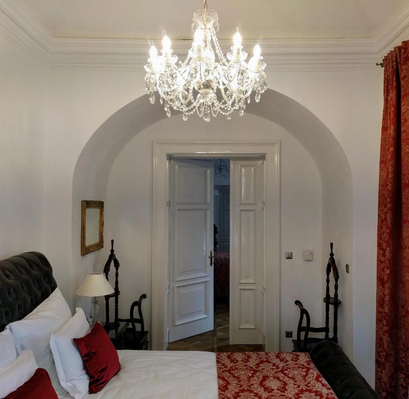 Standard Suite image 3