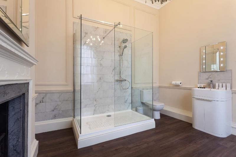 Junior Suite image 3