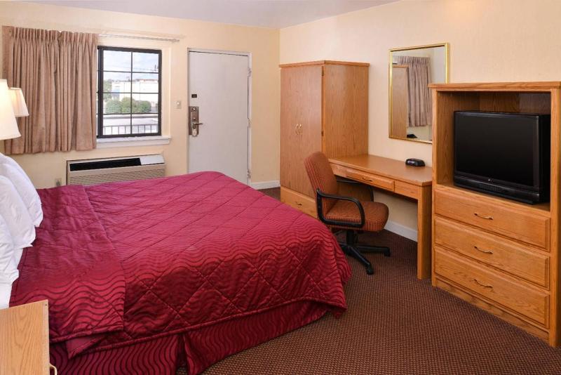 King Room image 2