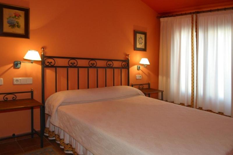 Double Room image 1