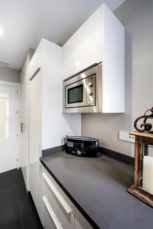 Deluxe 2 Bedroom Apartment (without terrace) image 3