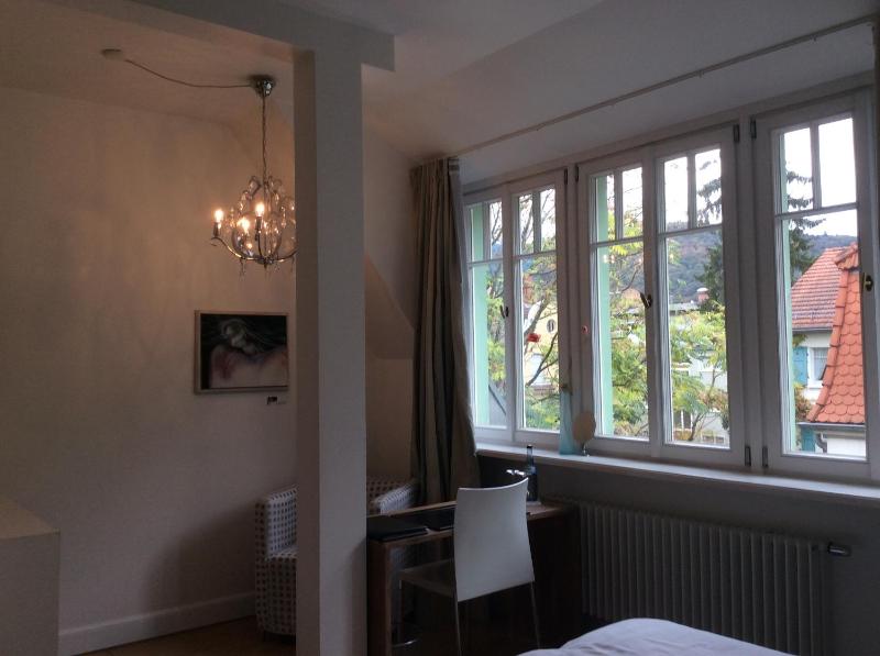 Standard Double Room image 3