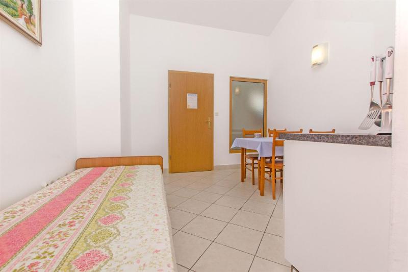 One-Bedroom Apartment - First Floor image 3